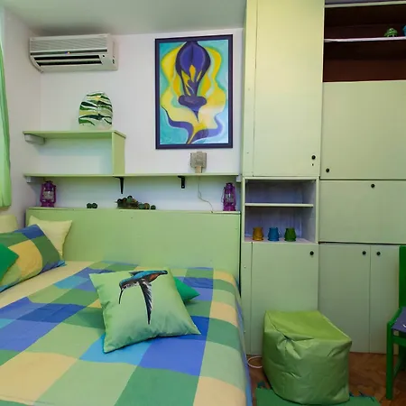 Colourful In With Air Con And Sea View - 300m From Διαμέρισμα Ντουμπρόβνικ